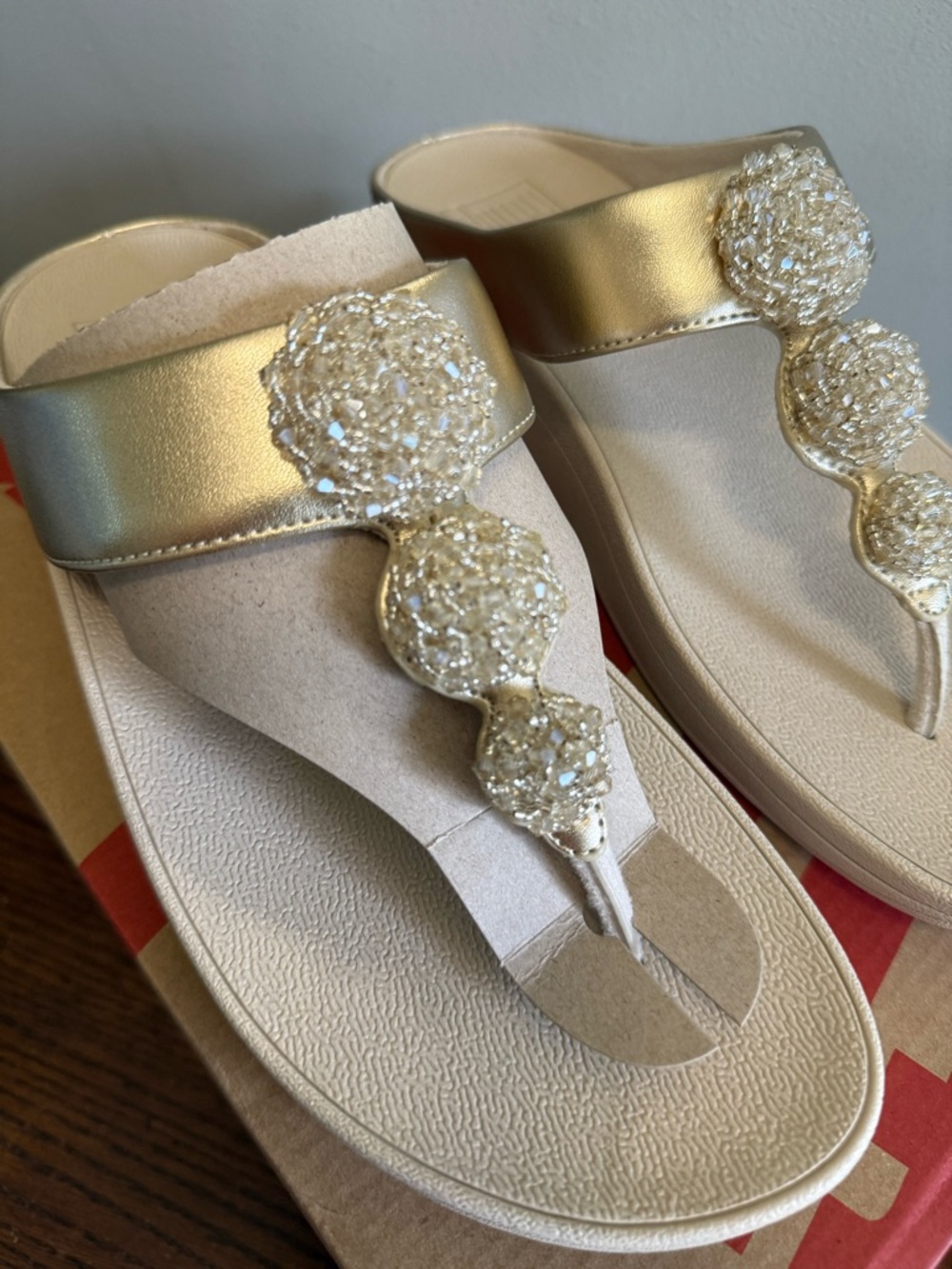 Fitflop Fino Beadie Button Metallic sandals platino NEW‎ 8 - Picture 5 of 6